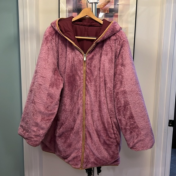 Susan Graver Reversible Quilted Woven & Plush Fleece Jacket Drk Cherry/Orchid 2X - Picture 3 of 4